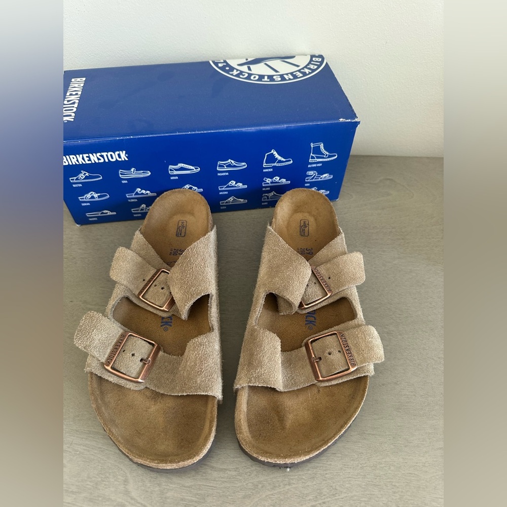 Birkenstock Suede Two-Strap Sandals in Taupe Arizona BS Size 7.5 Regular
